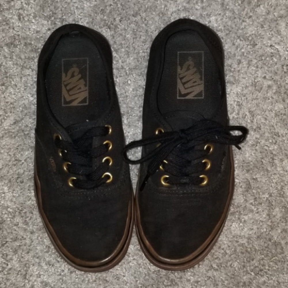 Vans Authentic Gum Shoe. Black and brown. Size 6 Womens, size 4.5 mens.